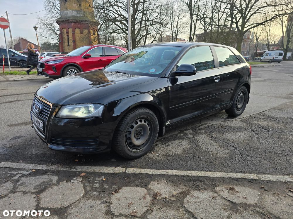 Audi A3 3-drzwiowe 1.6 Ambiente - 10