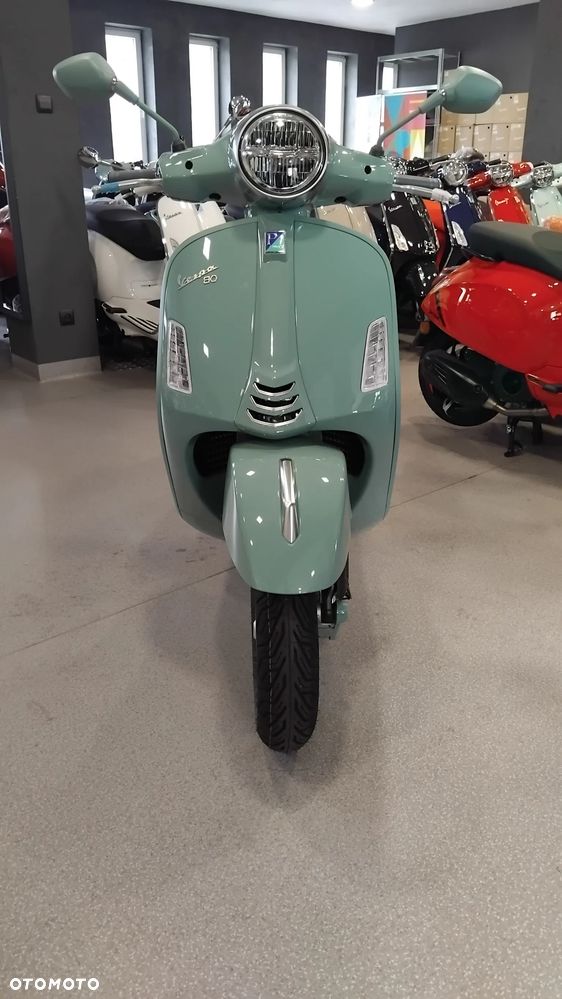 Vespa GTS - 8