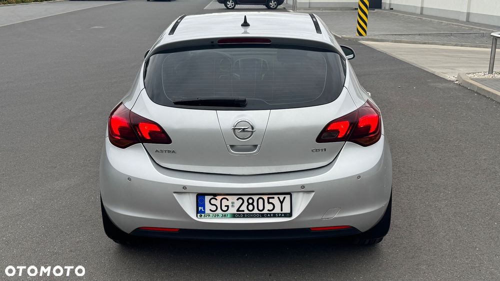 Opel Astra - 16
