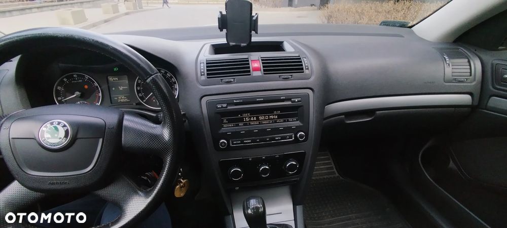 Skoda Octavia 1.6 Classic - 5