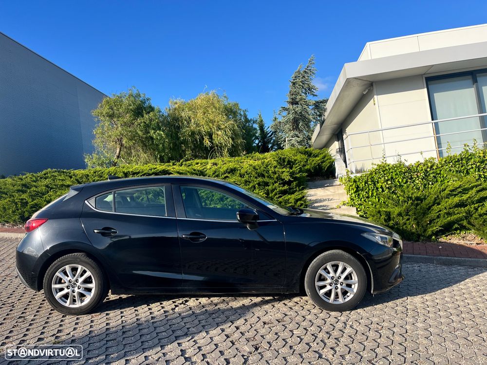 Mazda 3 Hatchback SKYACTIV-D 105 Center-Line - 21