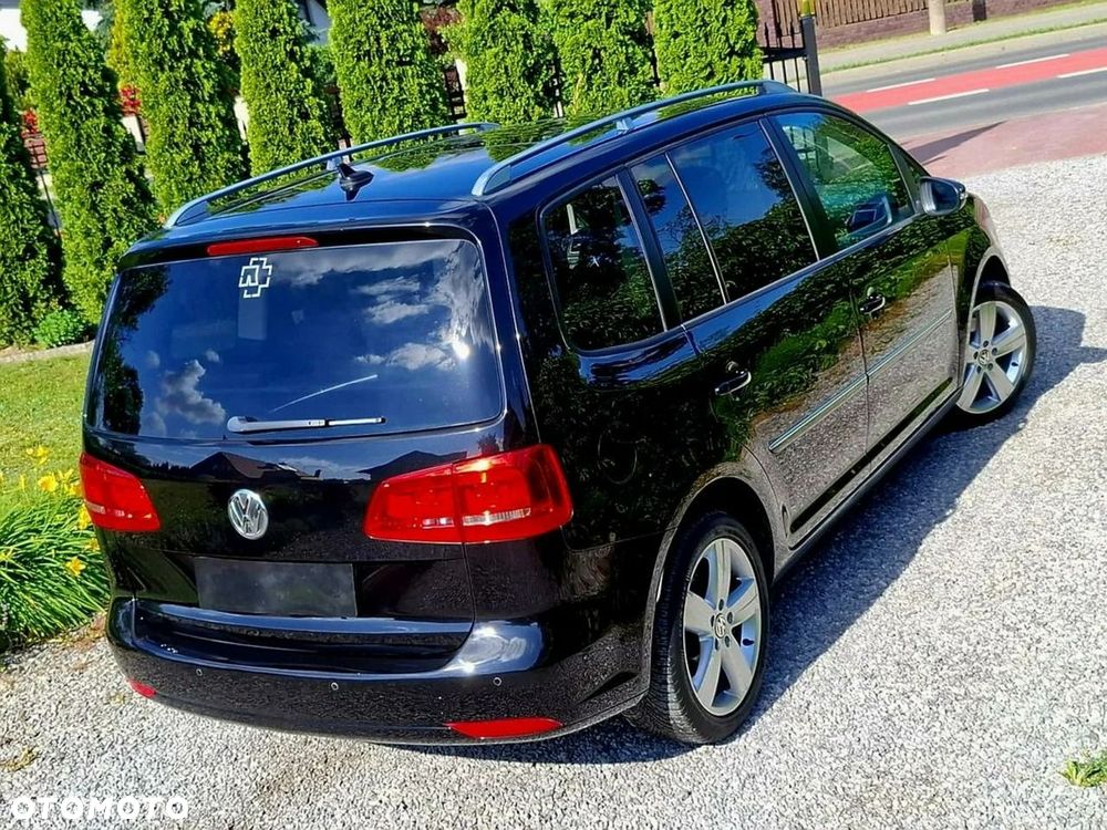 Volkswagen Touran 2.0 TDI DPF Highline DSG - 11