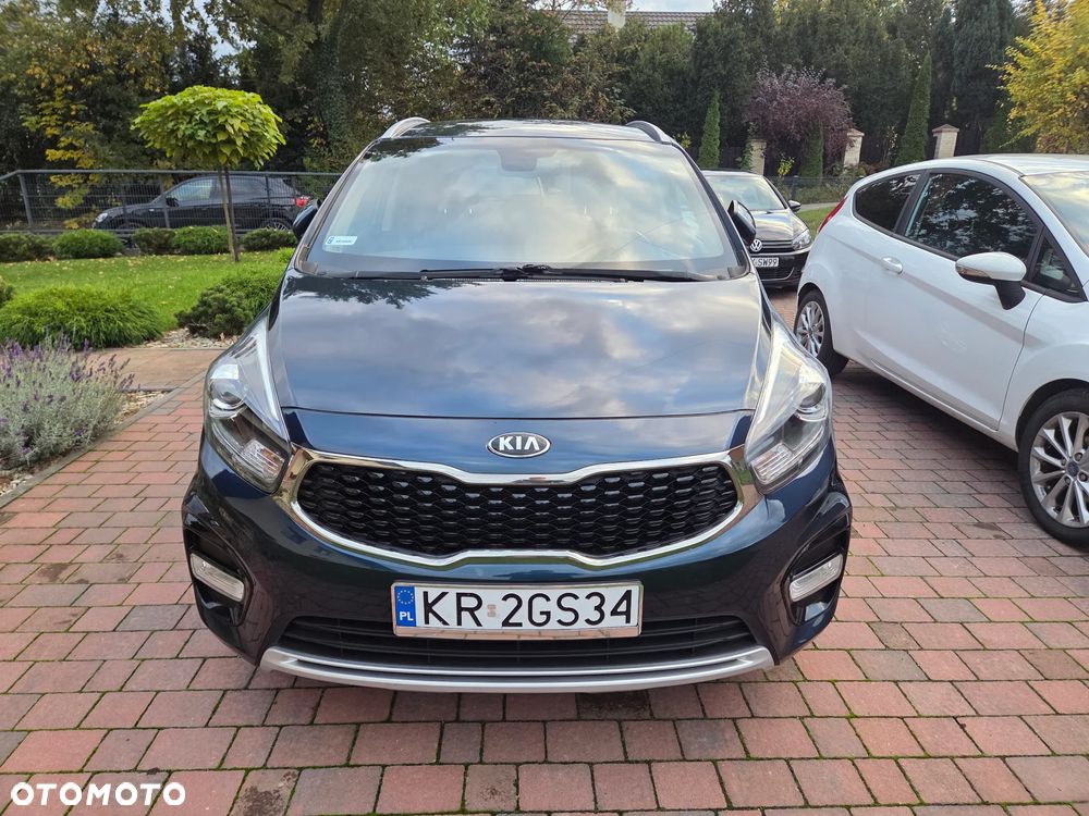 Kia Carens 2018 photo 2