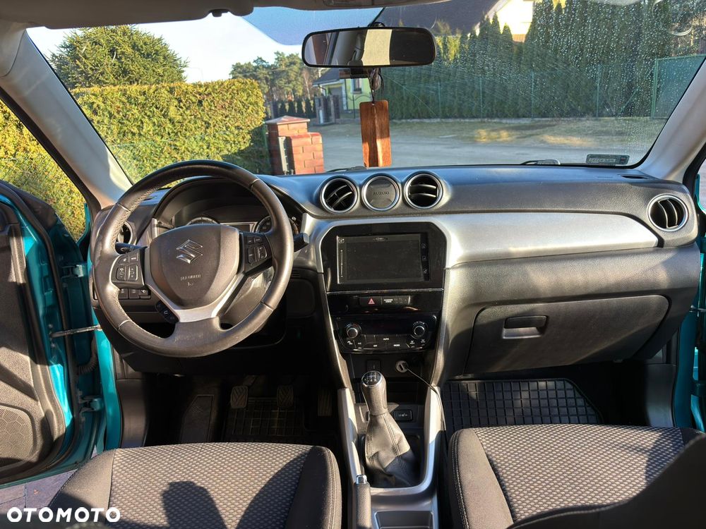 Suzuki Vitara 1.6 Comfort 2WD - 8