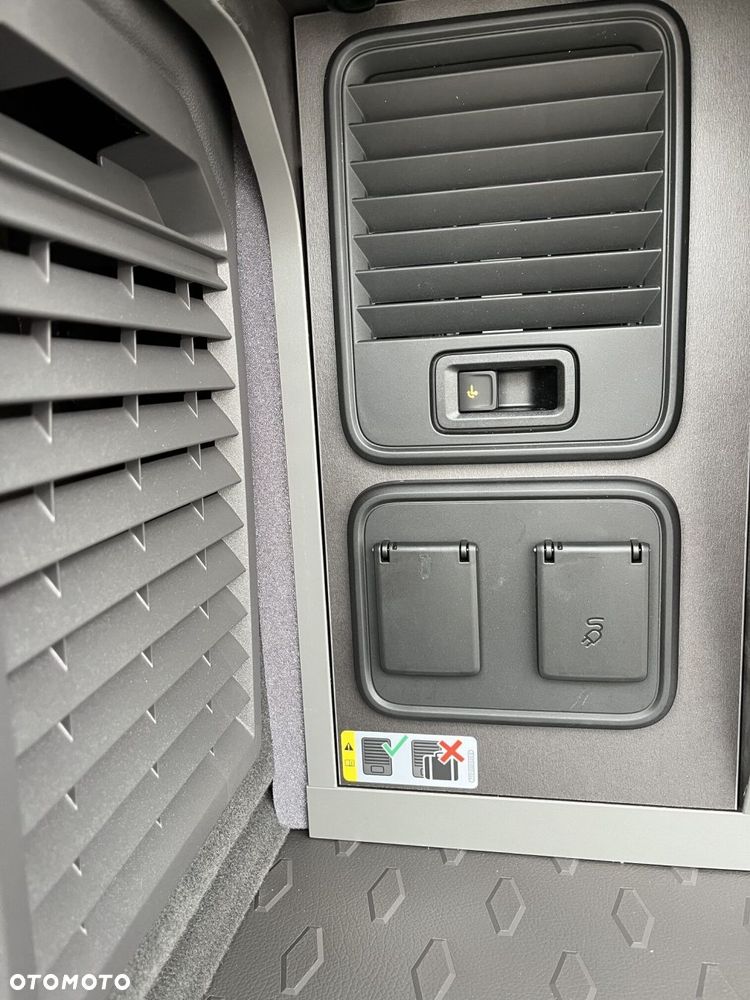 Volkswagen California - 11