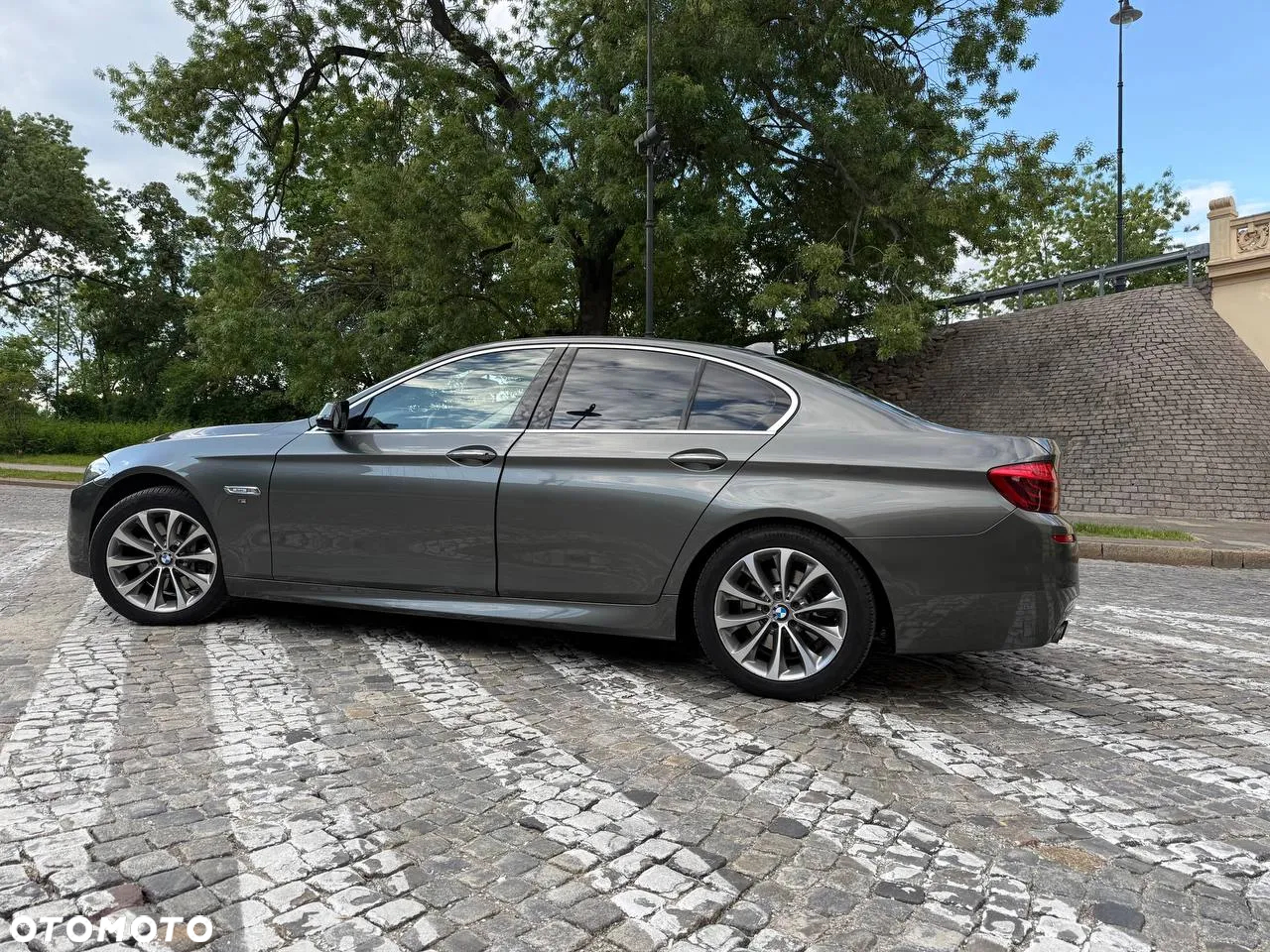 BMW Seria 5 525d xDrive - 4