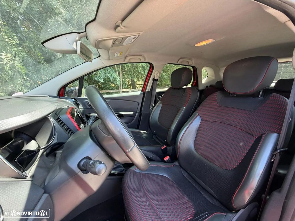 Renault Captur TCe 120 EDC Helly Hansen - 31