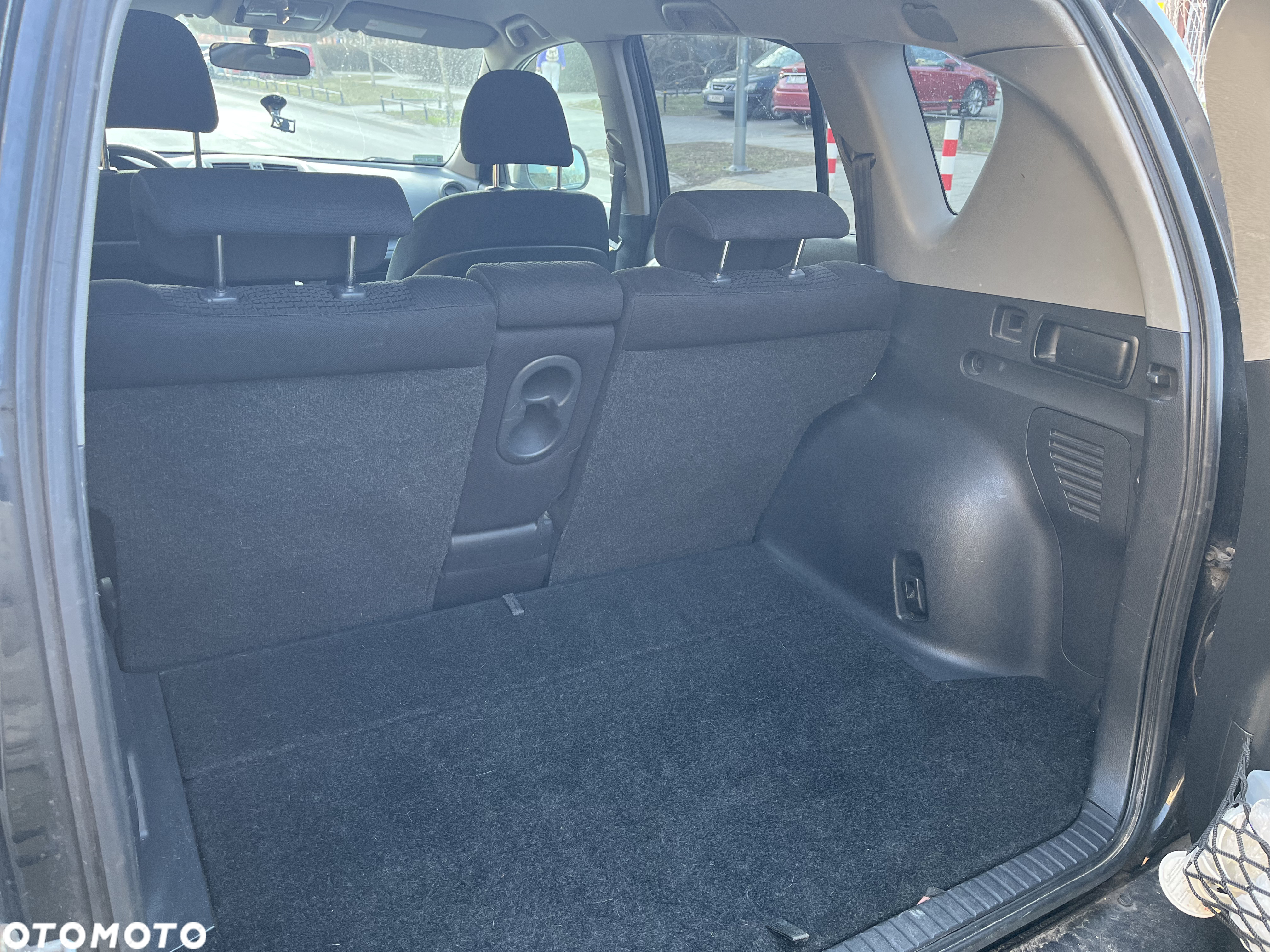 Toyota RAV4 2.2 D-4D Sol - 14