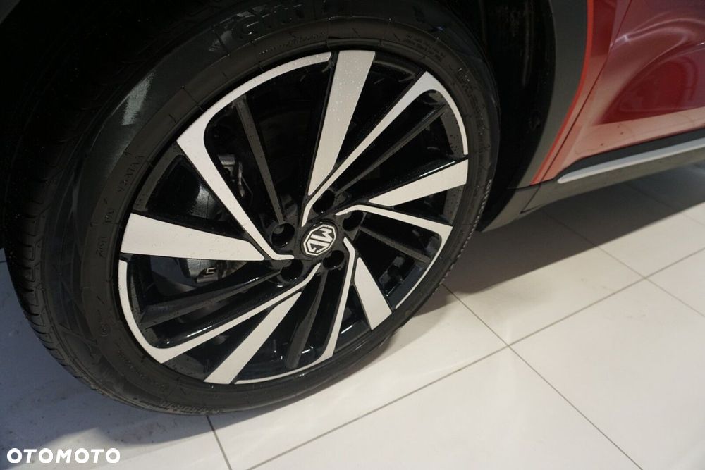 MG ZS Hybrid+ - 15