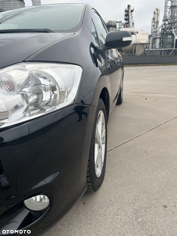 Toyota Auris 1.33 VVT-i - 7