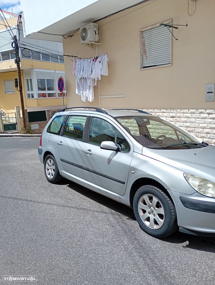 Peugeot 307 Break 1.4 HDi Navtech - 3