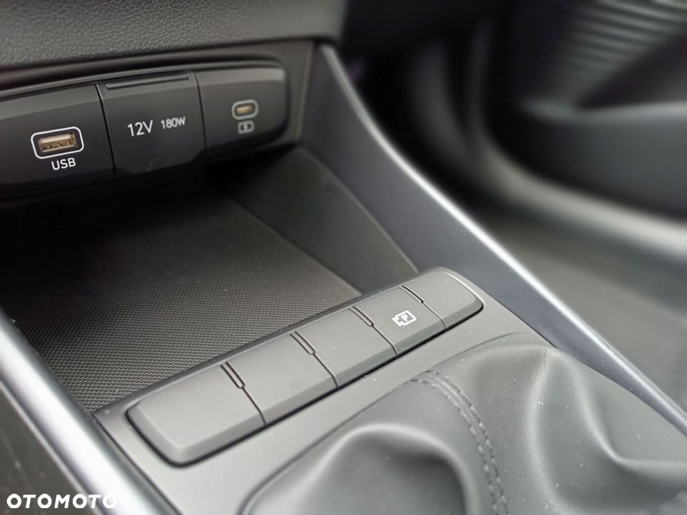 Hyundai i20 1.2 Pure - 23