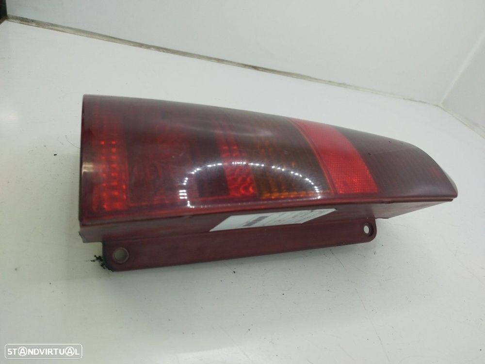 Farolim Stop Esq Ford Focus Caixa/Combi (Dnw) - 3
