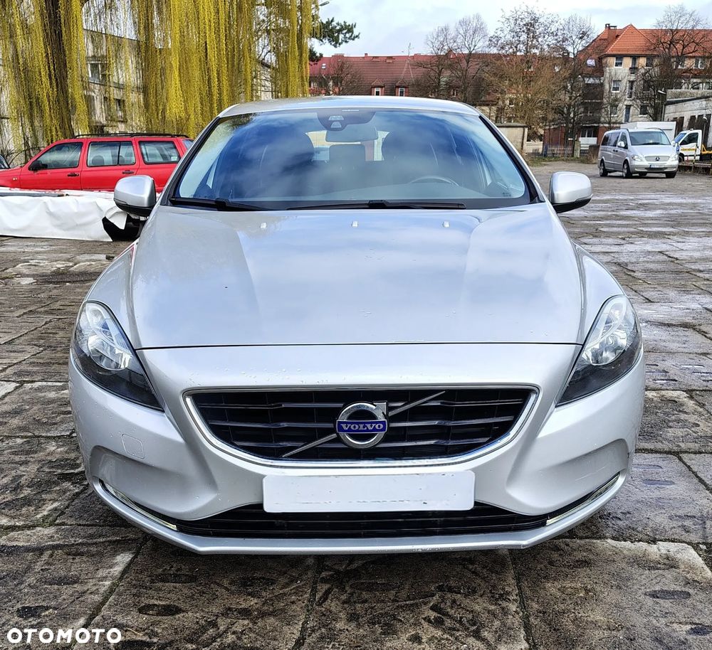Volvo V40 D2 - 2