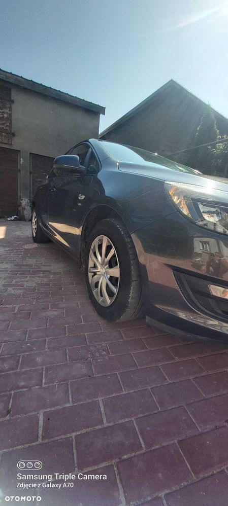 Opel Astra - 2