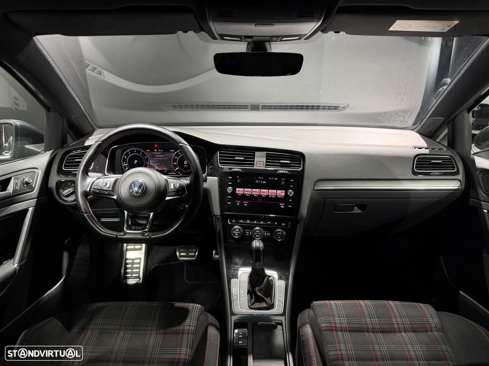 VW Golf GTI (BlueMotion ) DSG Performance - 27
