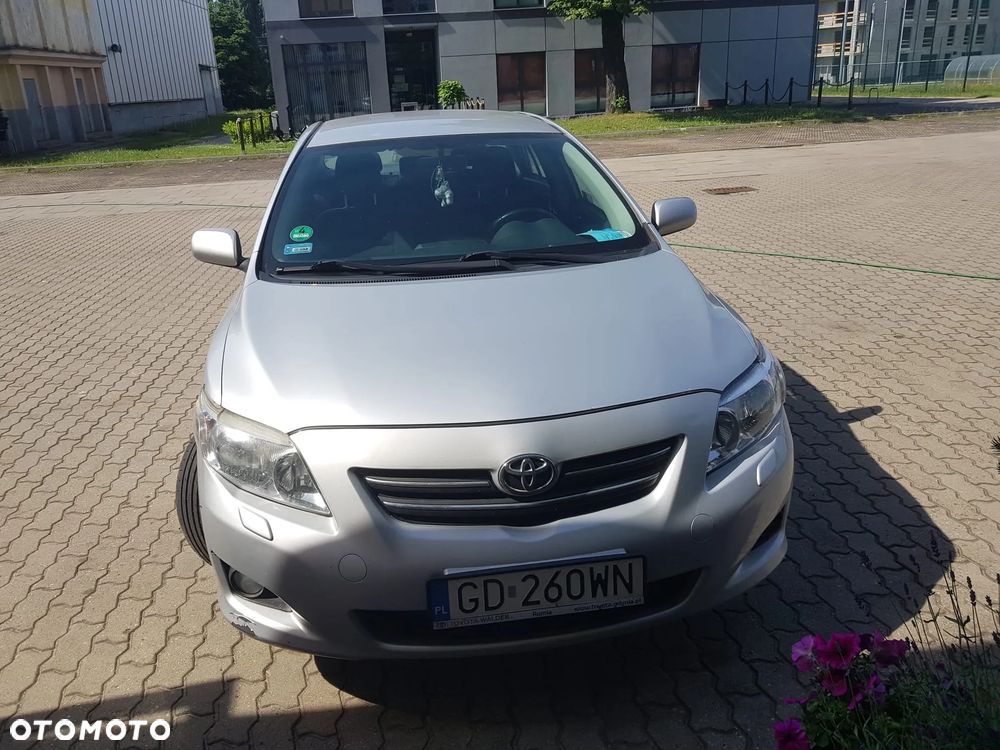 Toyota Corolla 1.6 Luna - 1