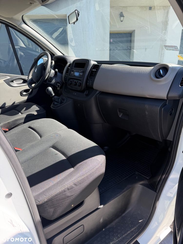 Renault Trafic - 9