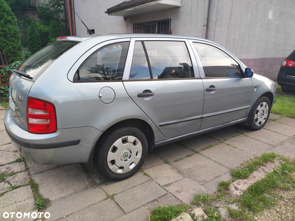 Skoda Fabia - 3