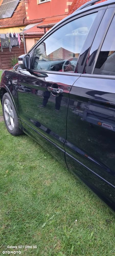 Ford Kuga - 20