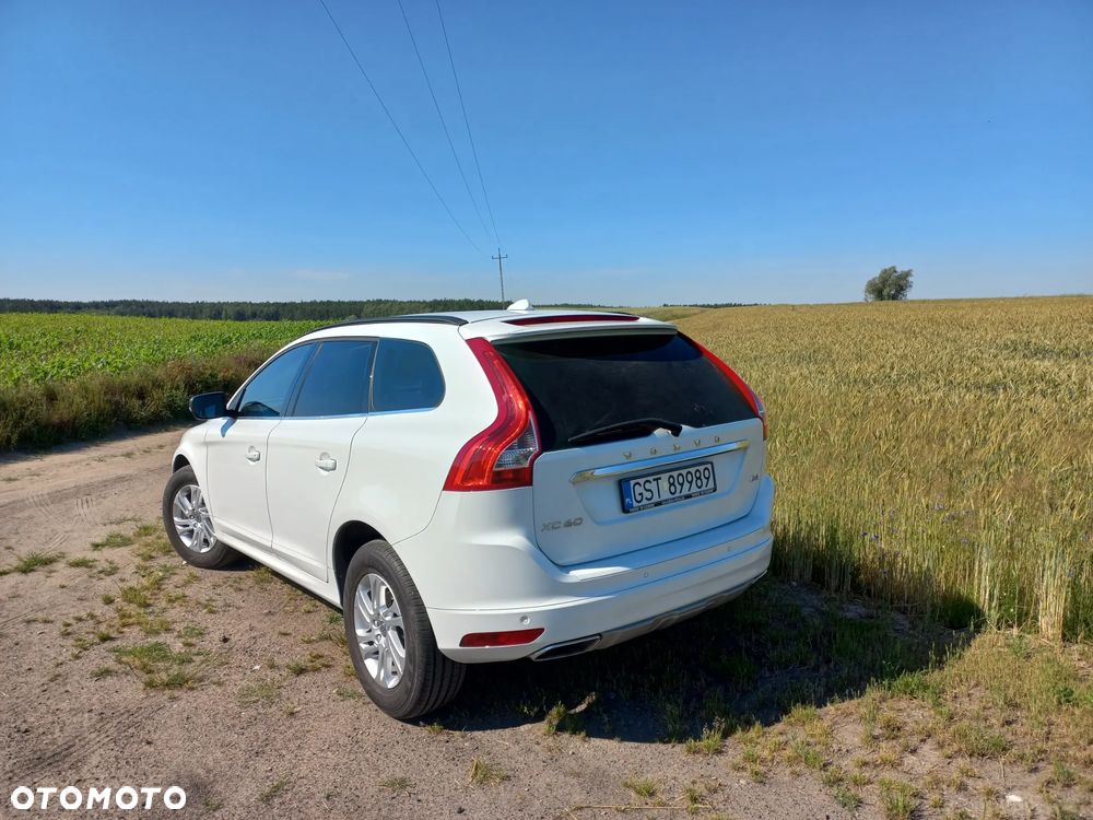 Volvo XC 60 D4 Momentum - 7