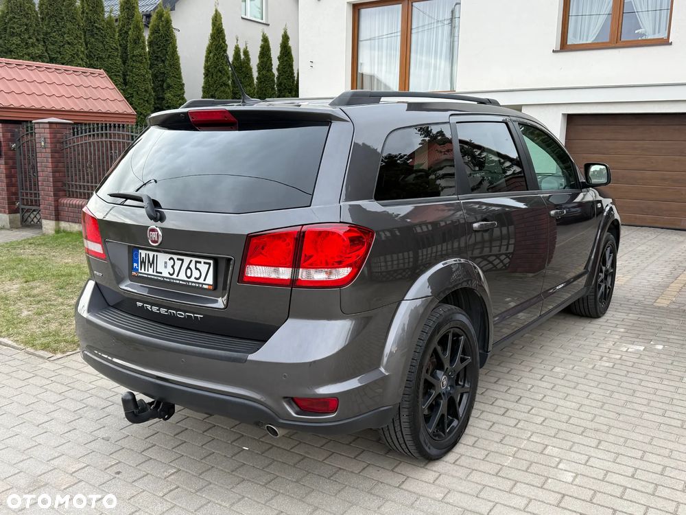 Fiat Freemont 2.0 Multijet 16V DPF Automatik Allrad Black Code - 18