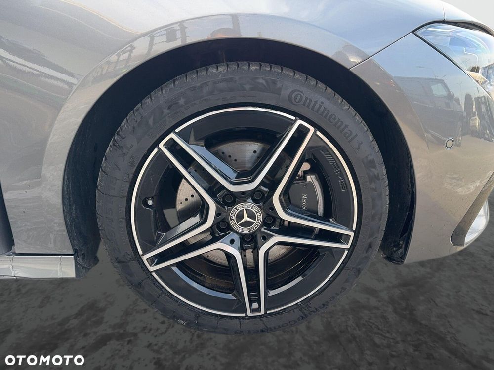 Mercedes-Benz CLA 200 AMG Line 7G-DCT - 10