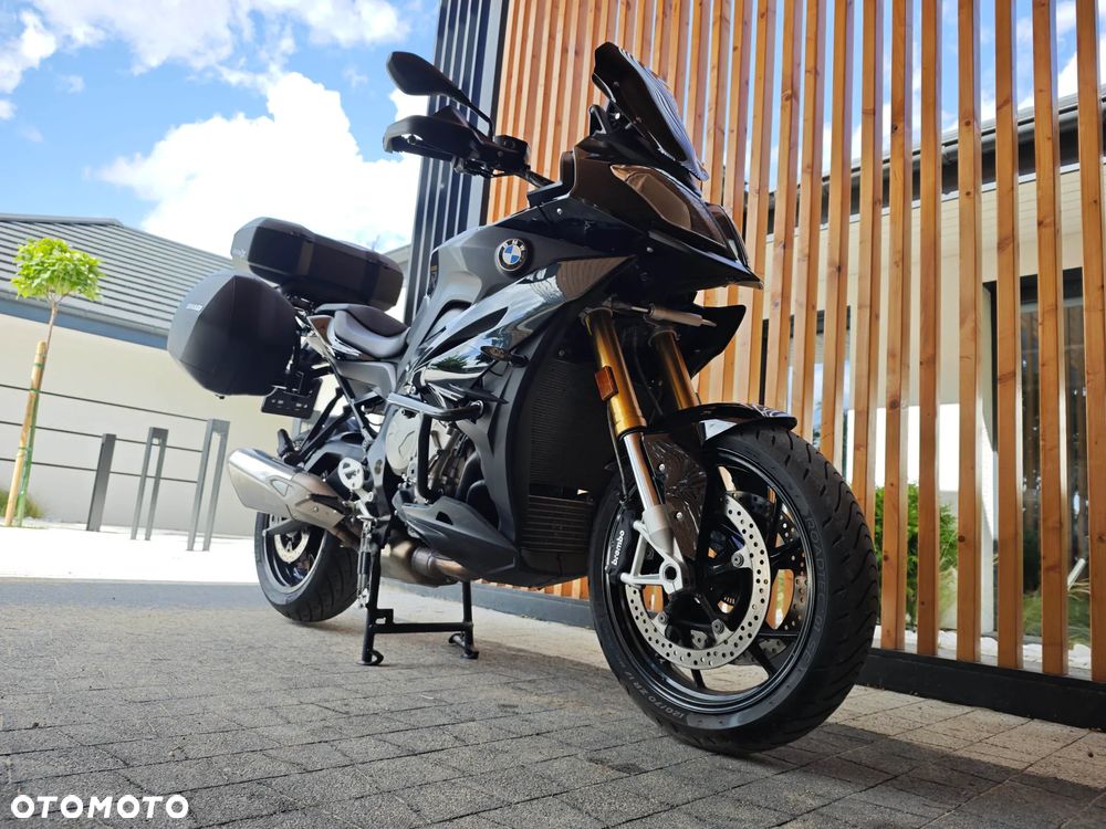 BMW XR - 2