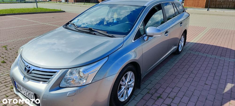 Toyota Avensis 2.0 D-4D - 3