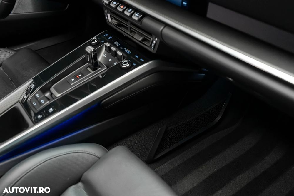 Porsche 911 911Turbo S - 31