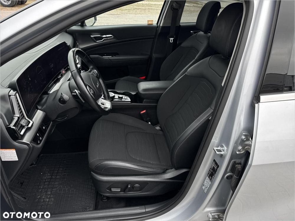 Kia Sportage 1.6 T-GDI HEV Business Line 2WD - 17