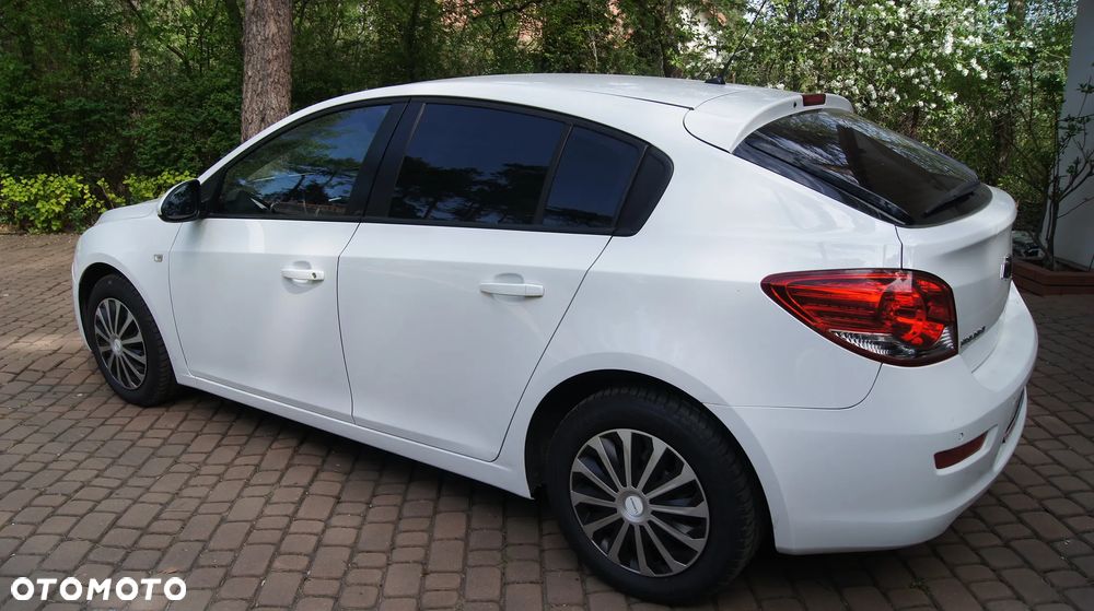Chevrolet Cruze 1.8 LT - 9