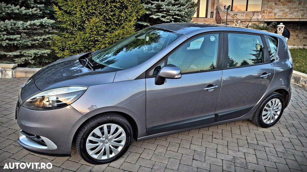 Renault Scenic 1.5dCi Expression - 11