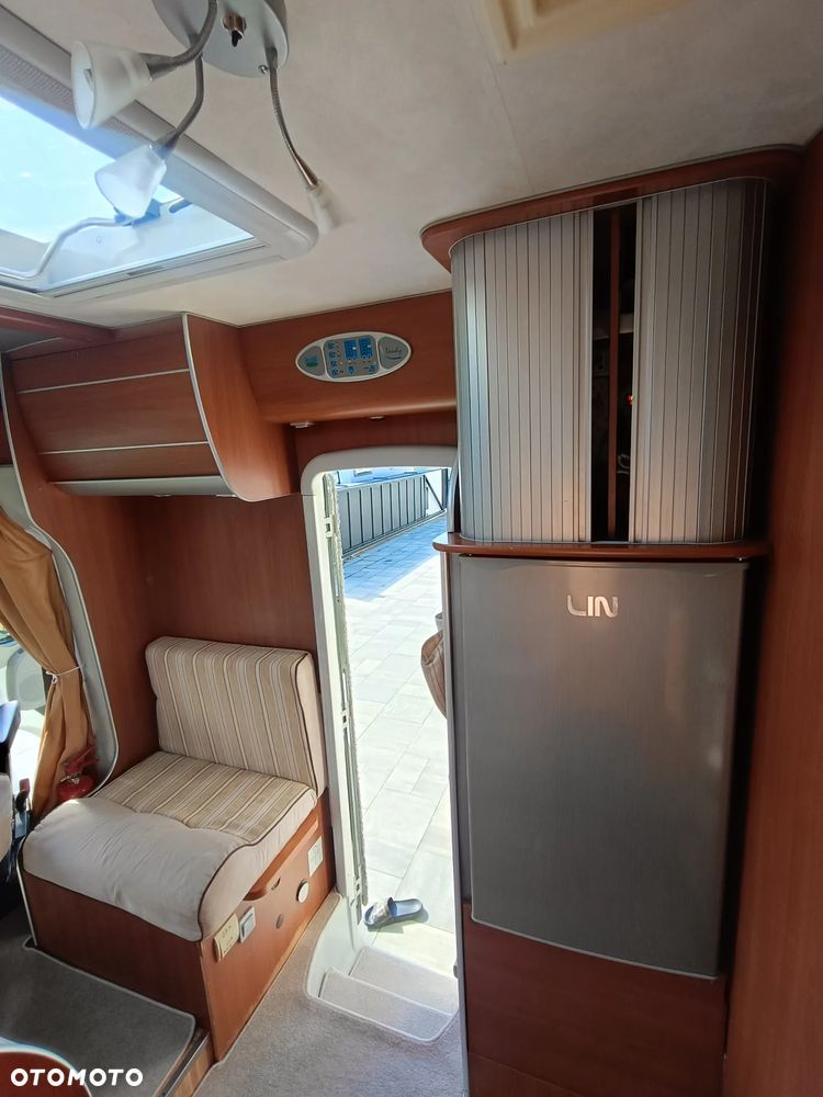 McLOUIS Ducato - 22