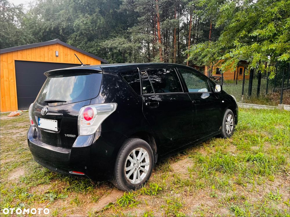 Toyota Verso 1.8 Premium EU5 - 3