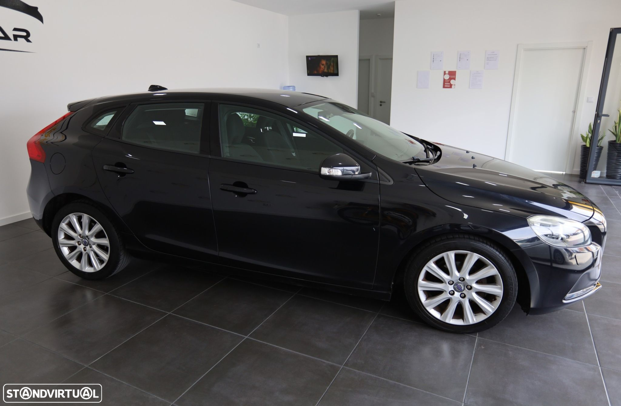 Volvo V40 D2 You - 5