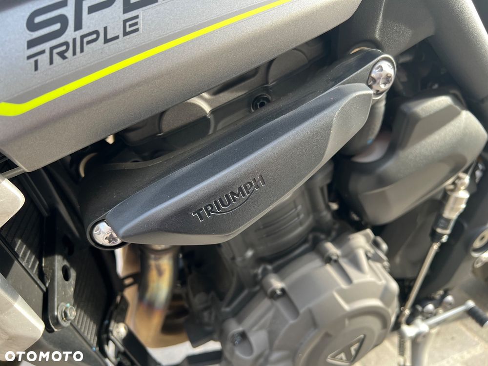 Triumph Speed Triple - 8