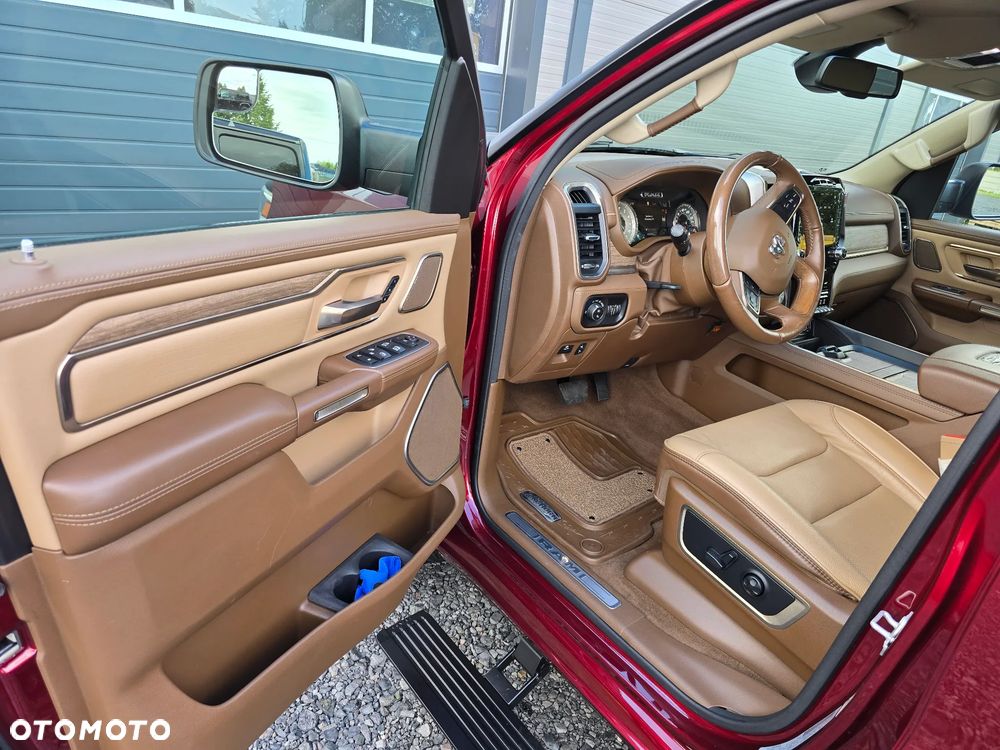 RAM 1500 Crew Cab Shortbed Longhorn - 21