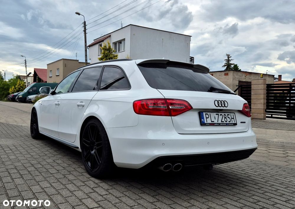 Audi A4 Avant 3.0 TDI DPF quattro S tronic S line Sportpaket - 4