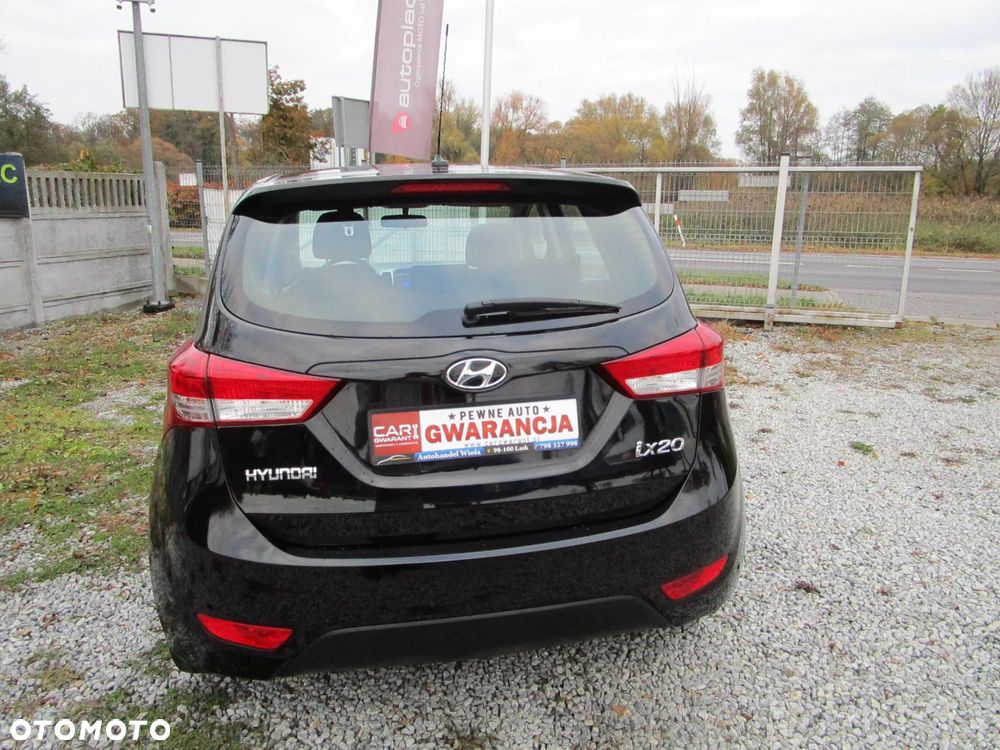 Hyundai ix20 - 16