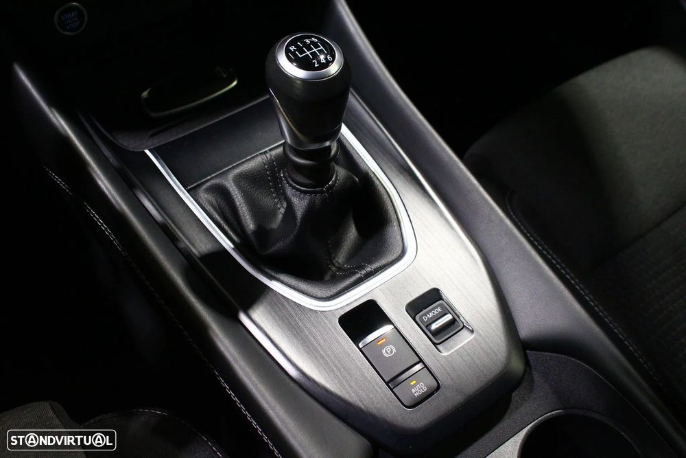 Nissan Qashqai 1.3 DIG-T Tekna - 29