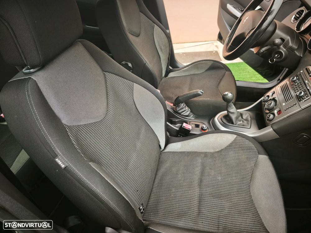 Peugeot 308 1.6 HDi Sport - 18