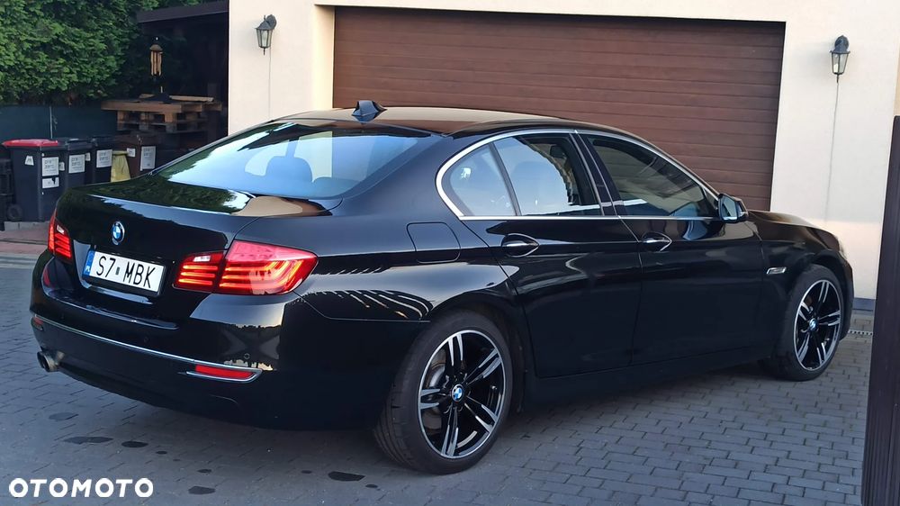 BMW Seria 5 525d xDrive Luxury Line - 18