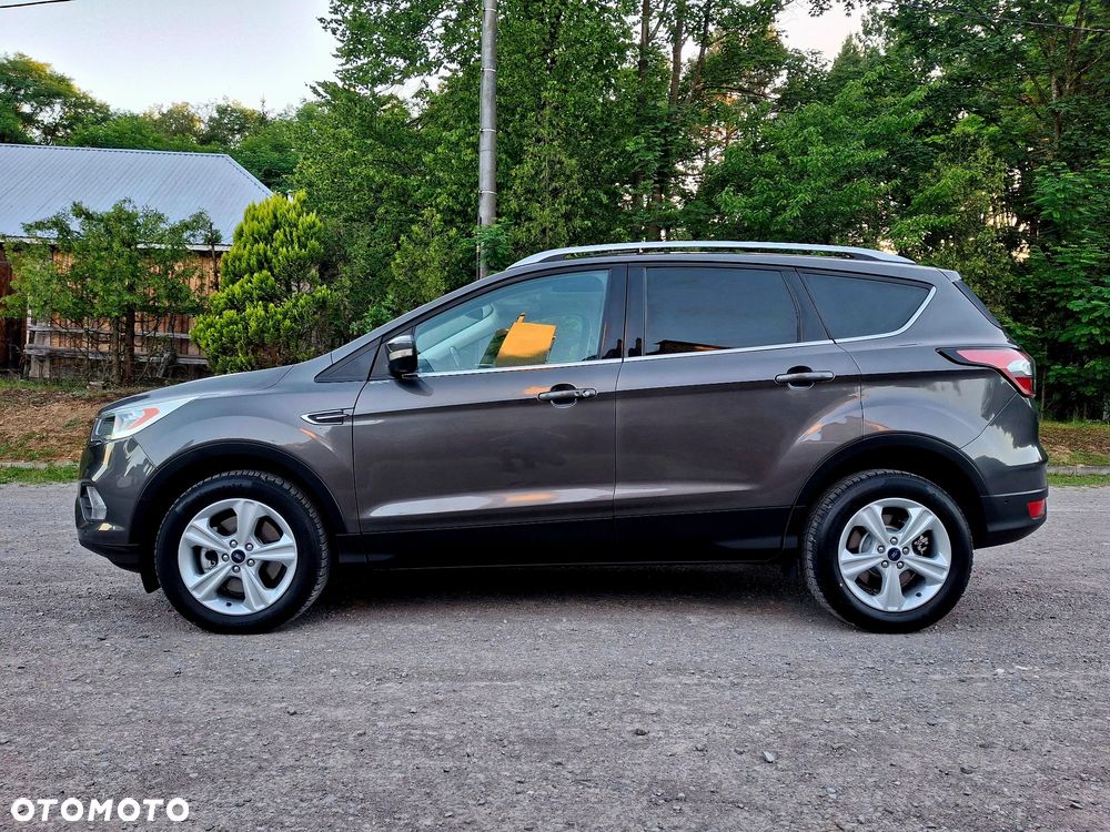 Ford Kuga 2.0 TDCi 4x2 Titanium - 6