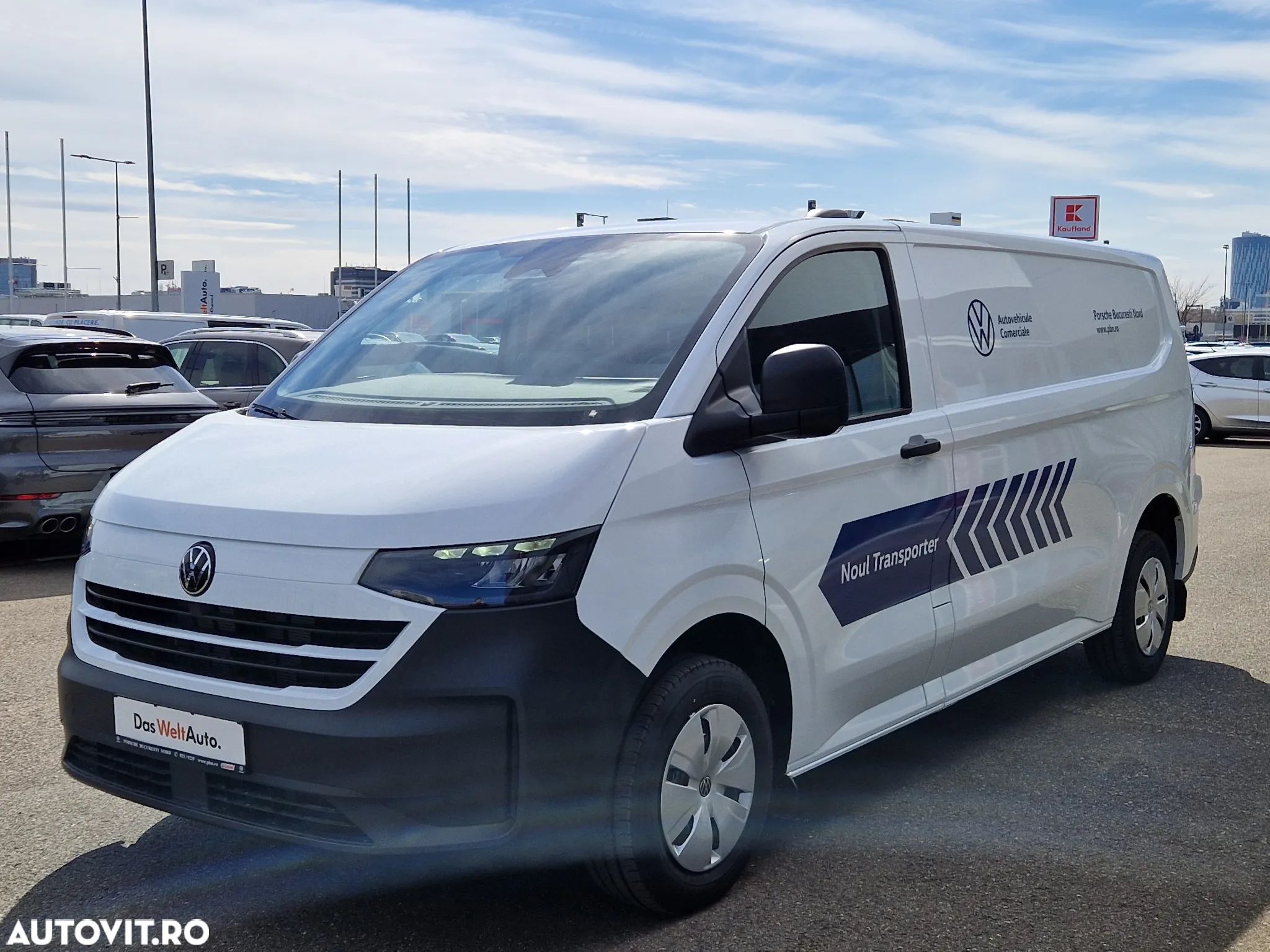 Volkswagen Transporter - 1