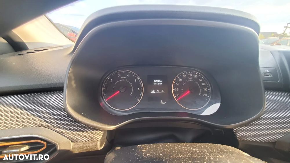 Dacia Sandero Stepway TCe 90 CVT Expression - 8