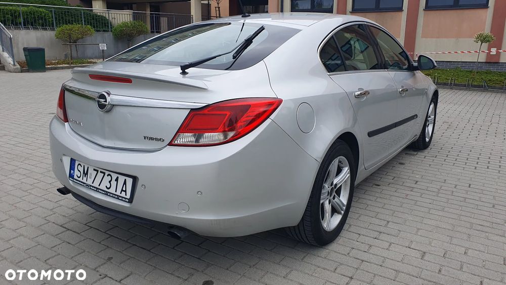 Opel Insignia 2.0 Turbo Active - 11