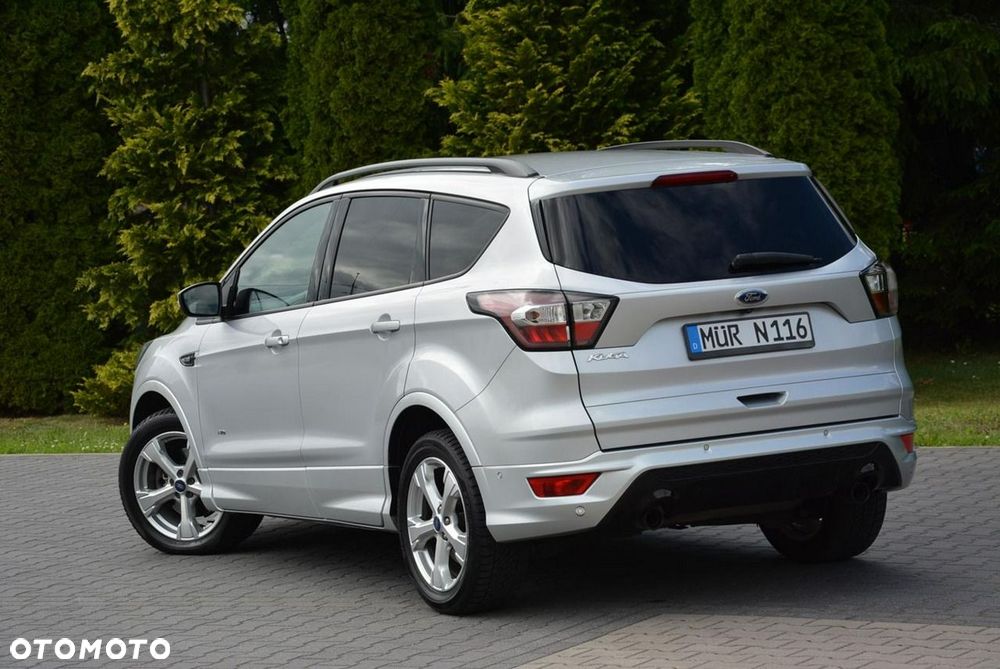 Ford Kuga 2.0 TDCi 4x4 ST-Line - 7
