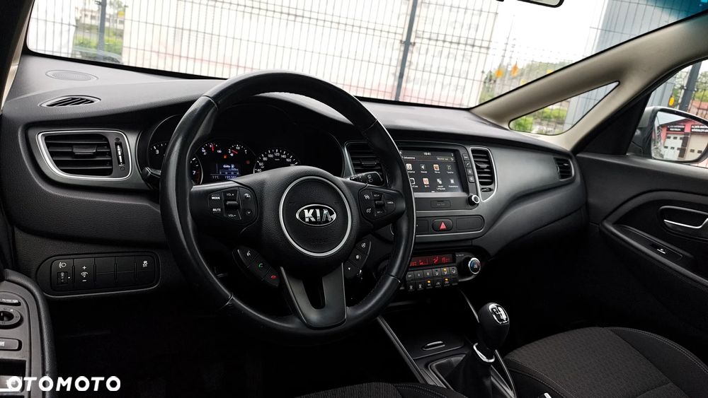 Kia Carens 1.6 GDI ISG Vision - 9