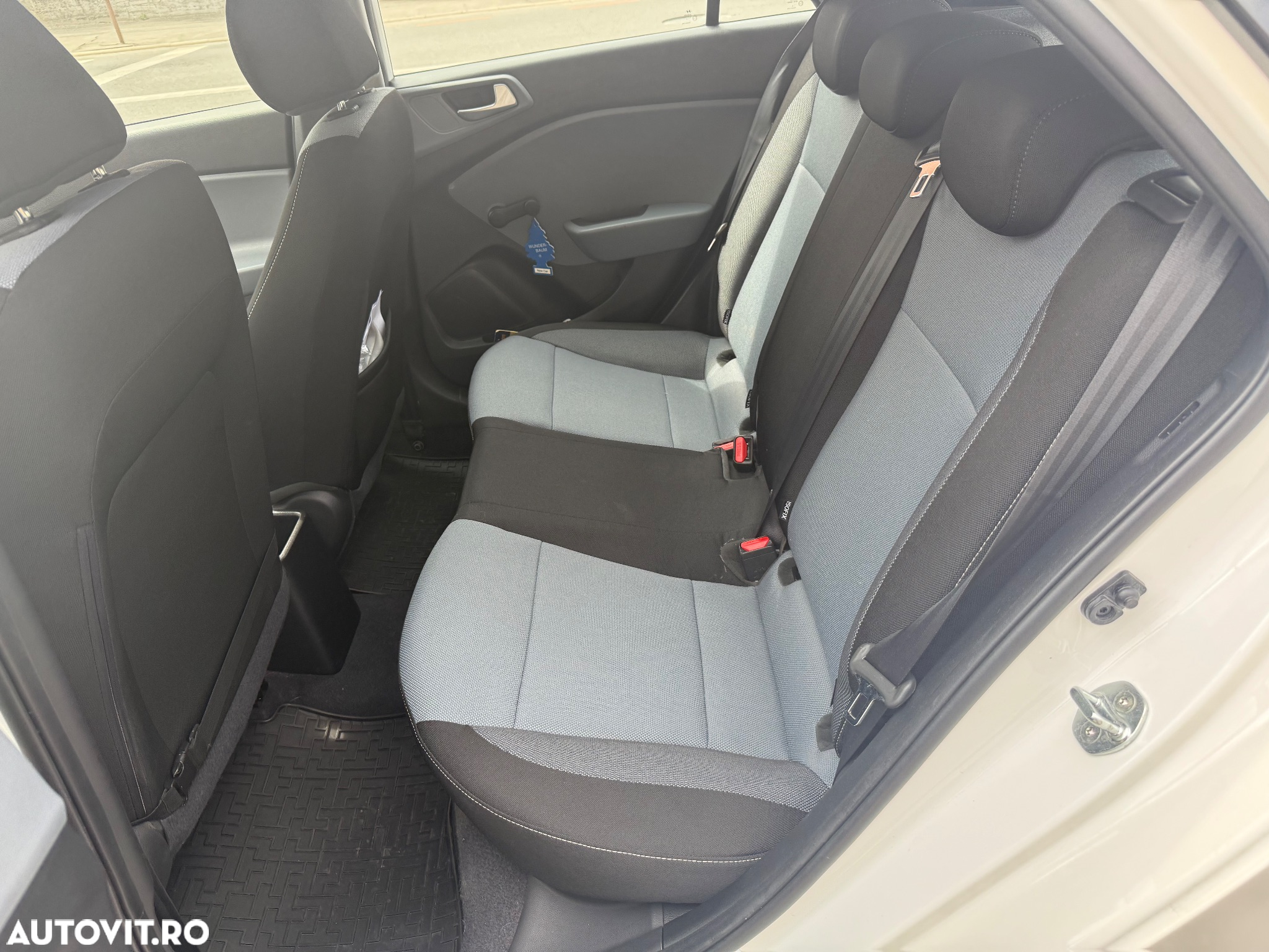 Hyundai i20 1.25 84CP M/T Comfort - 4